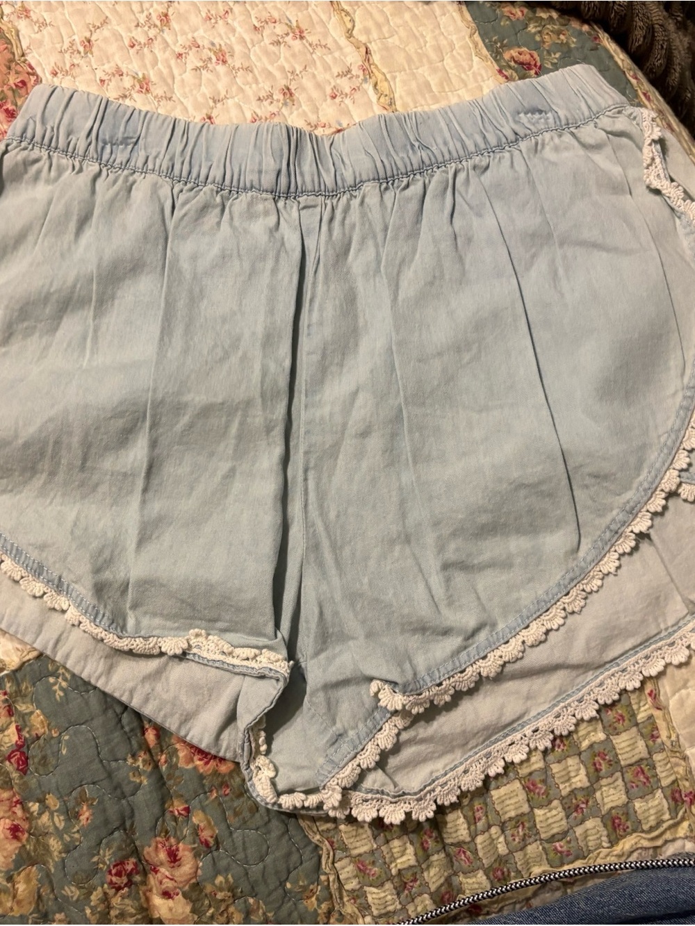 Light Blue Women's Crochet Trim Shorts Medium